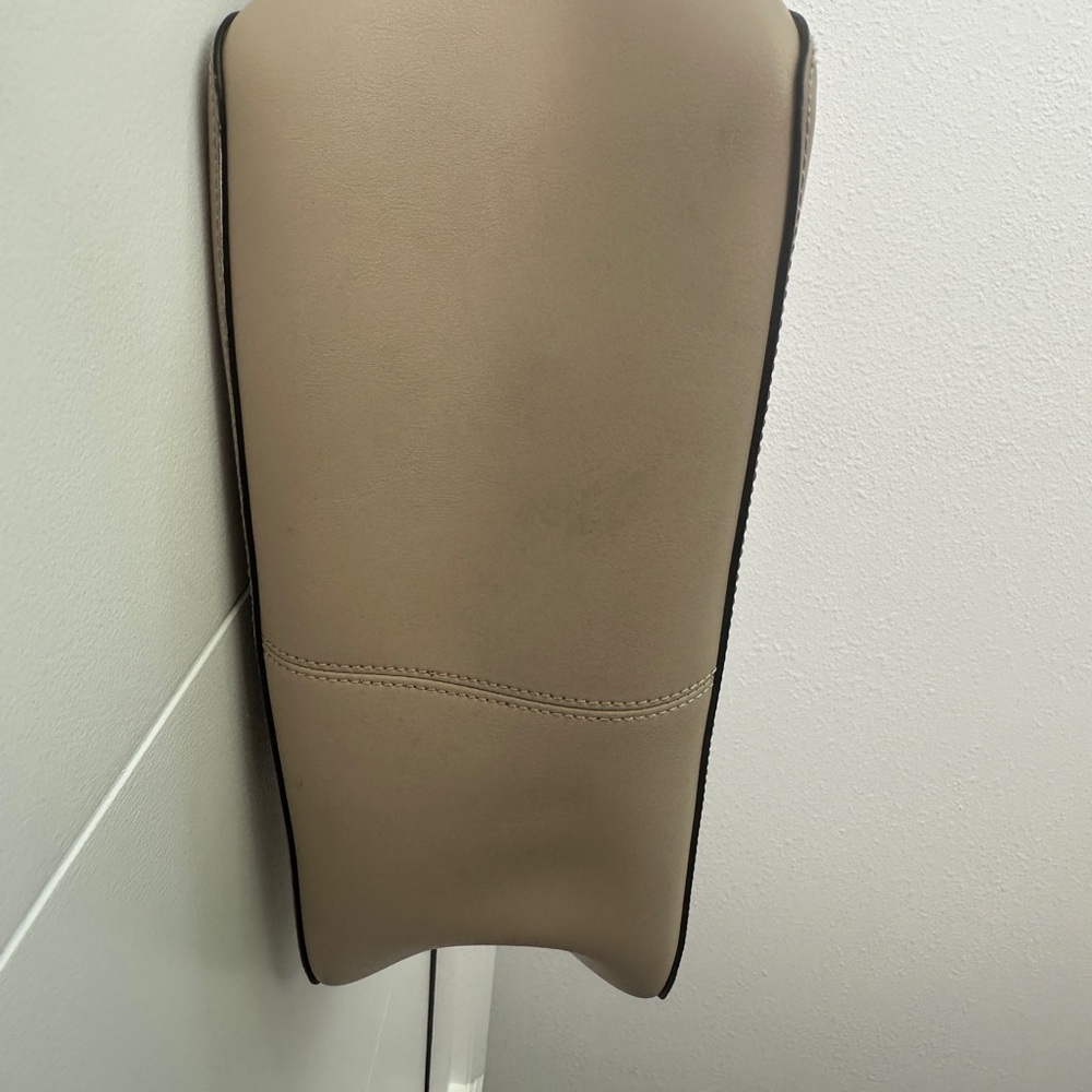 Banana Republic Light Pink Tote Bag - Picture 6 of 11